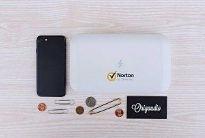 Image of Phonesoap UV Light Sanitizer